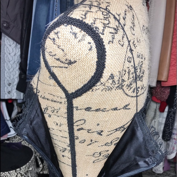 ELIE TAHARI Dress - Picture 6 of 7